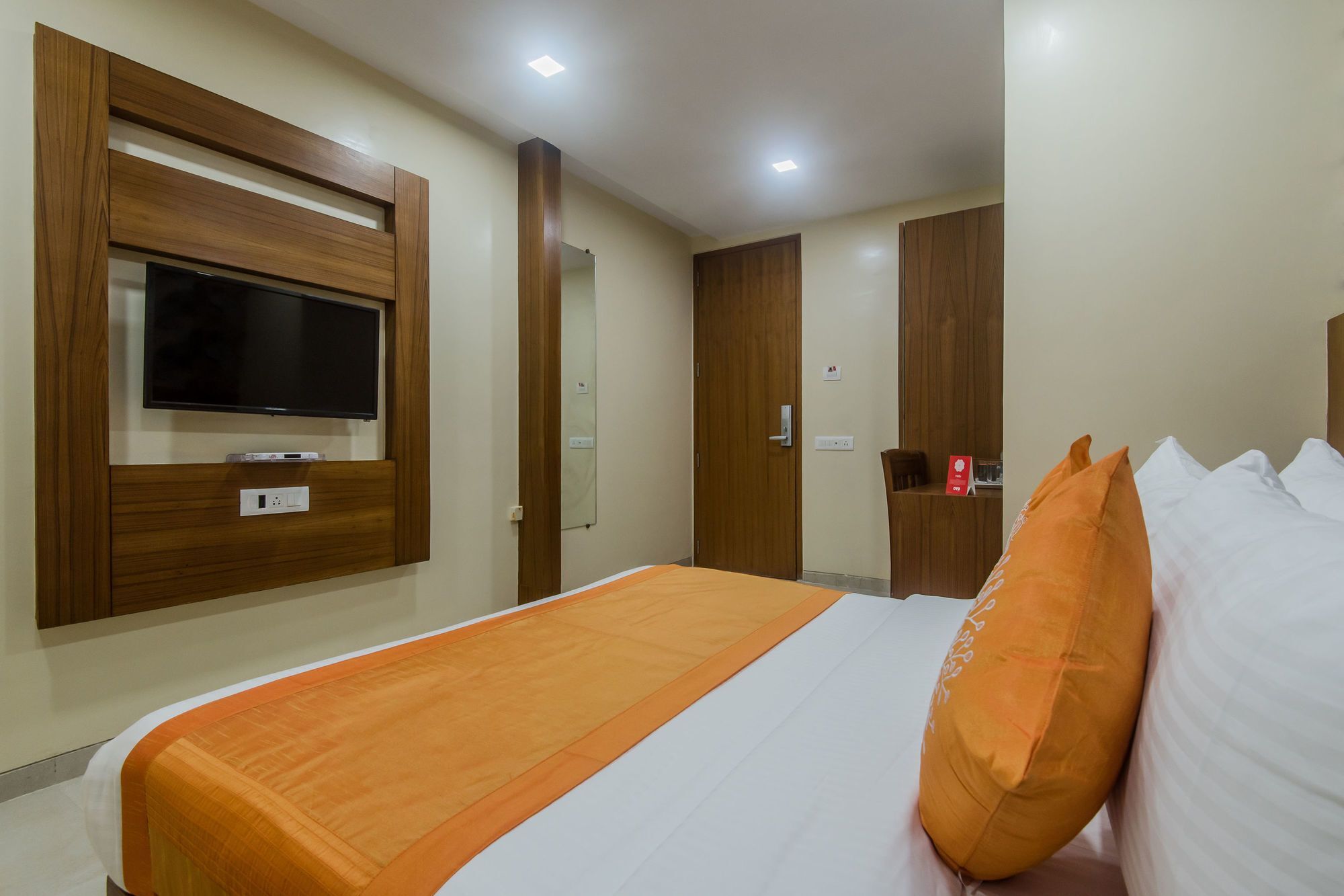 Fabhotel Arton Suite - Nr Mumbai International Airport Екстер'єр фото