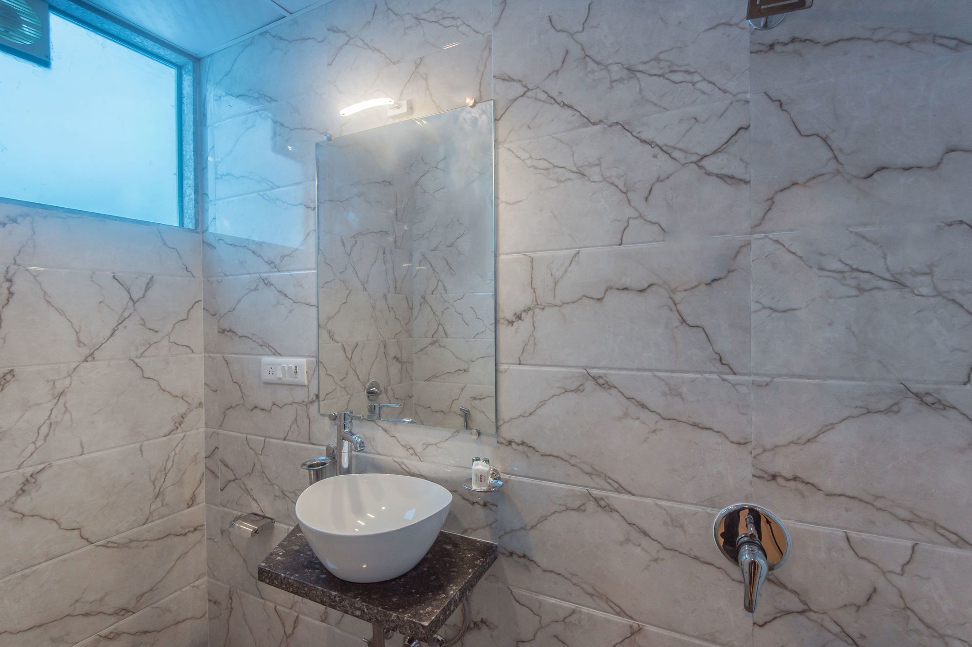 Fabhotel Arton Suite - Nr Mumbai International Airport Екстер'єр фото